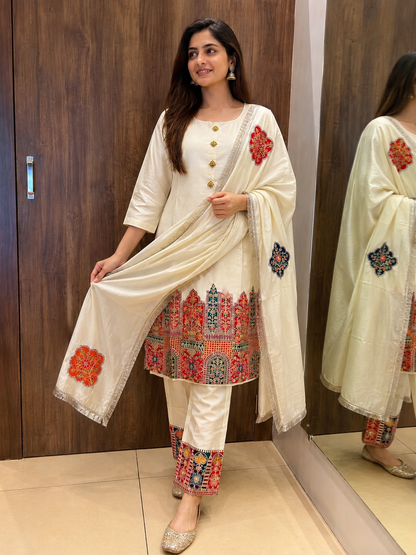 Heritage Bloom Embroidered Kurta Set (#81)