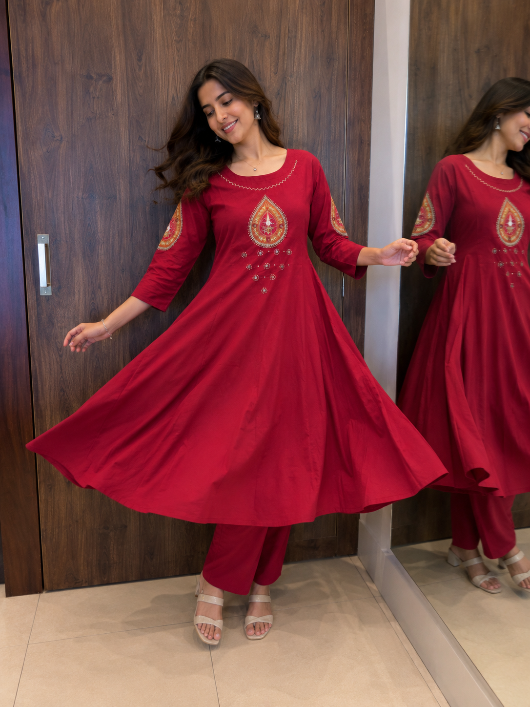 RED GAMTHI DUPATTA SET (#97)