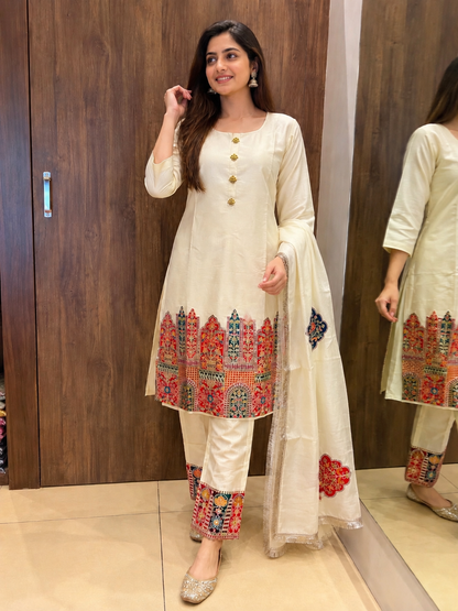 Heritage Bloom Embroidered Kurta Set (#81)