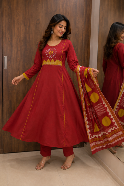 RUST GAMTHI DUPATTA SET (#96)