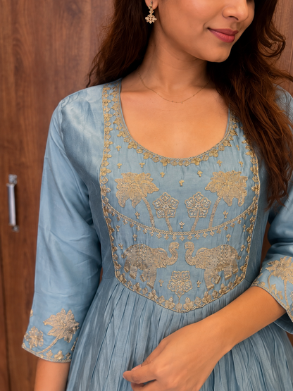 NEEL GAJRJ ANARKALI