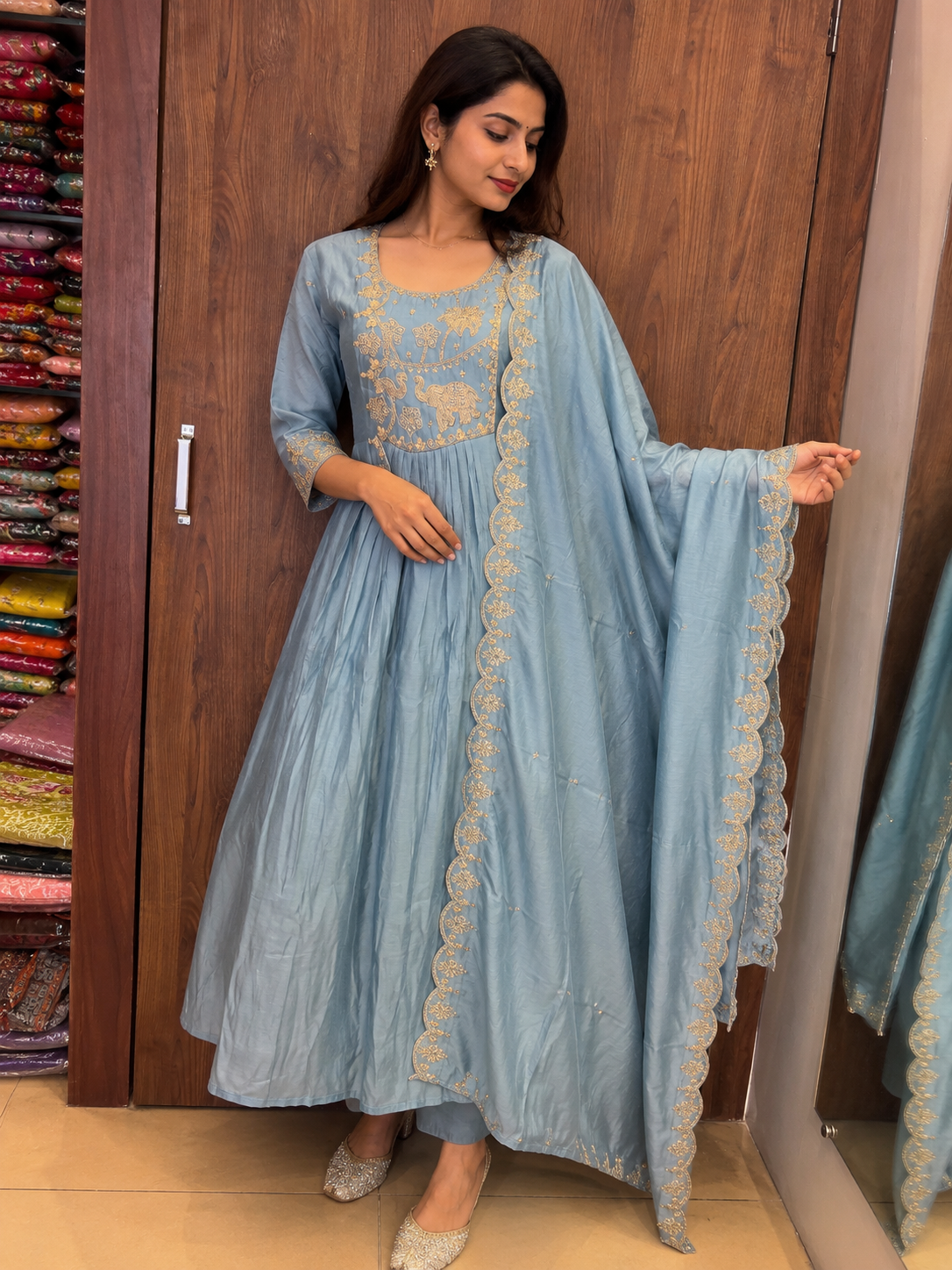 NEEL GAJRJ ANARKALI