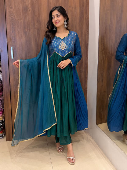 NEELMAYURI ANARKAI SET